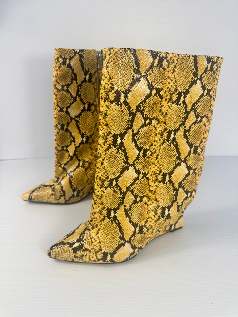 Azalea Wang VINCI Yellow Snake Print Mid-Calf Wedge Boots NIB